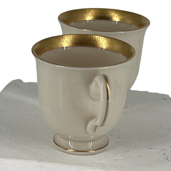 American Manor Shenango Templar Ivory Gold Rim Demitasse Teacups Elegant Vintage - Picture 6 of 15